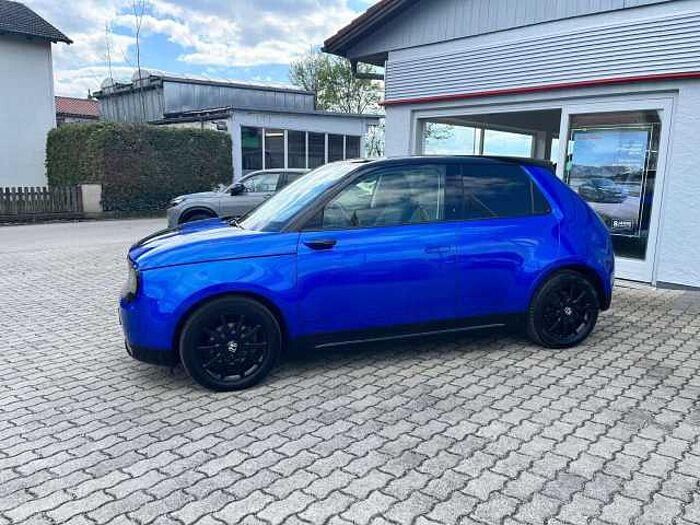 Honda e Advance